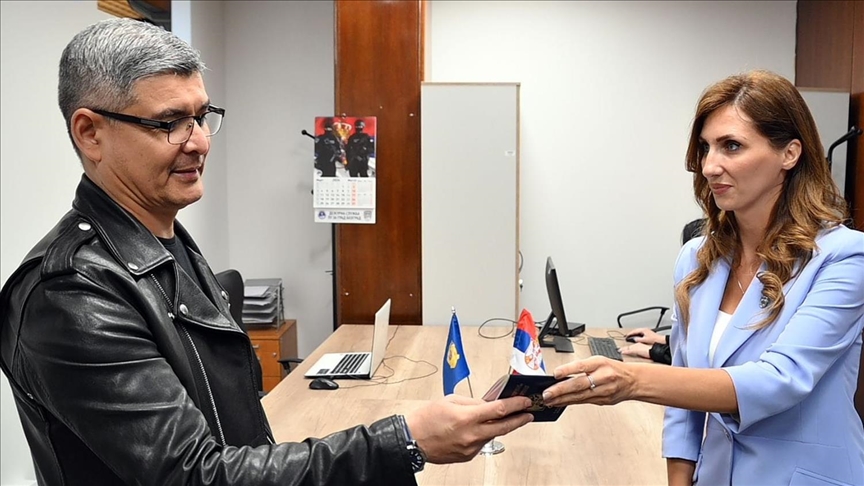 Državljanin Kazahstana prva osoba sa statusom izbjeglice koja je dobila pasoš u Srbiji