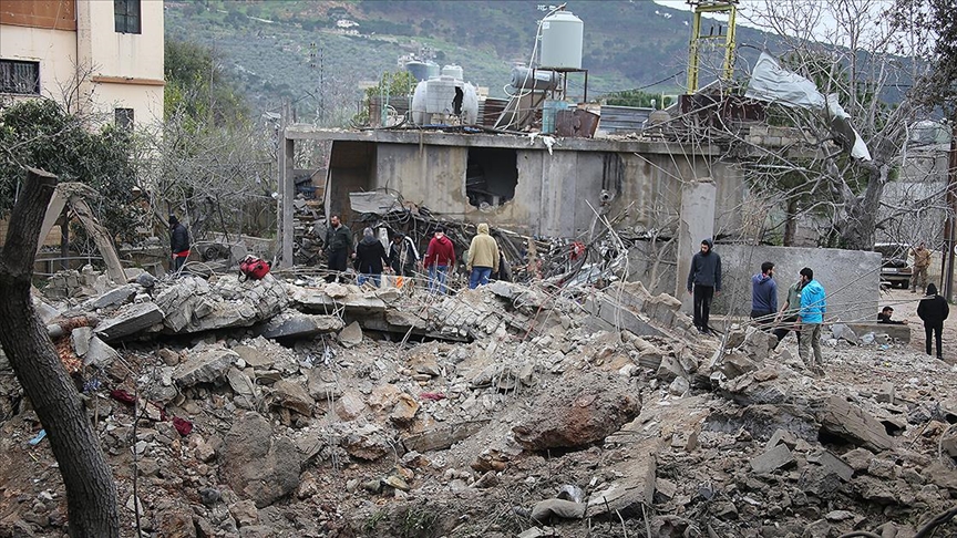 İsrail'in Lübnan'a yönelik hava saldırısında 7 kişi hayatını kaybetti