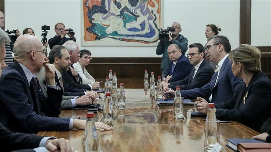 Srbija: Vučić se sastao s ambasadorima Kvinte