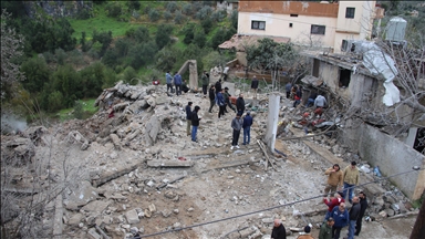 إصابات بقصف إسرائيلي استهدف مقهى في جنوب لبنان 