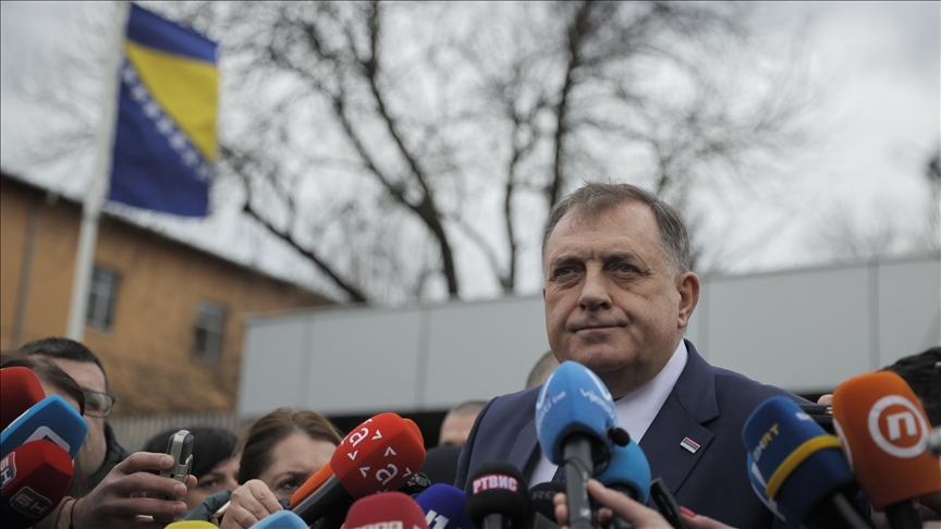 Bosnian Serb chief calls for expulsion of British, American, German ambassadors