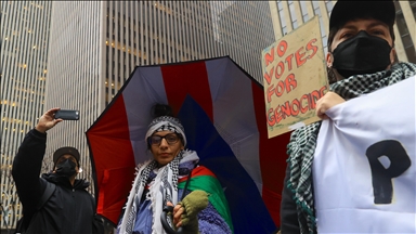 Pro-Palestine protesters denounce Biden outside fundraiser venue in New York