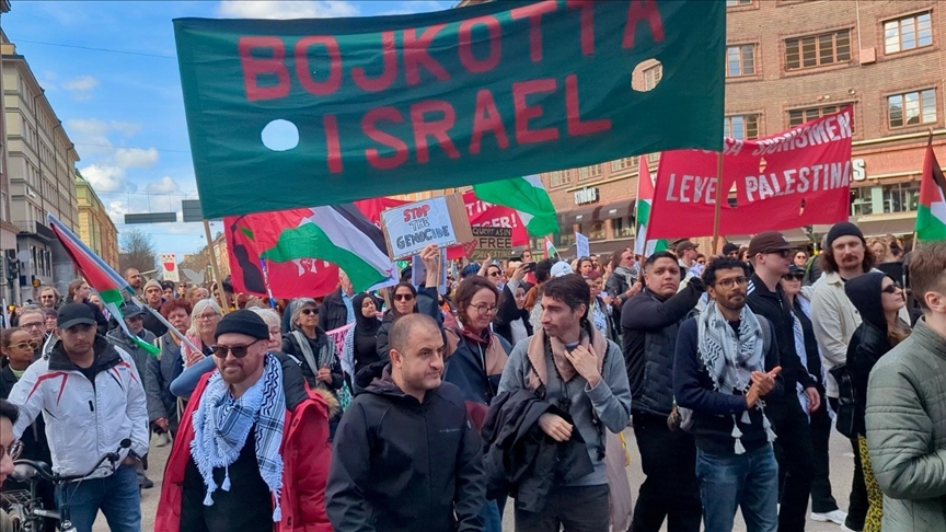 Thousands of people cancel Easter celebrations in Sweden, march in support of Gaza