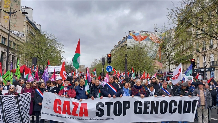 France : Manifestation à Paris pour la Journée de la terre palestinienne