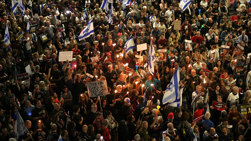 آلاف الإسرائيليين يتظاهرون أمام الكنيست للمطالبة بصفقة تبادل أسرى