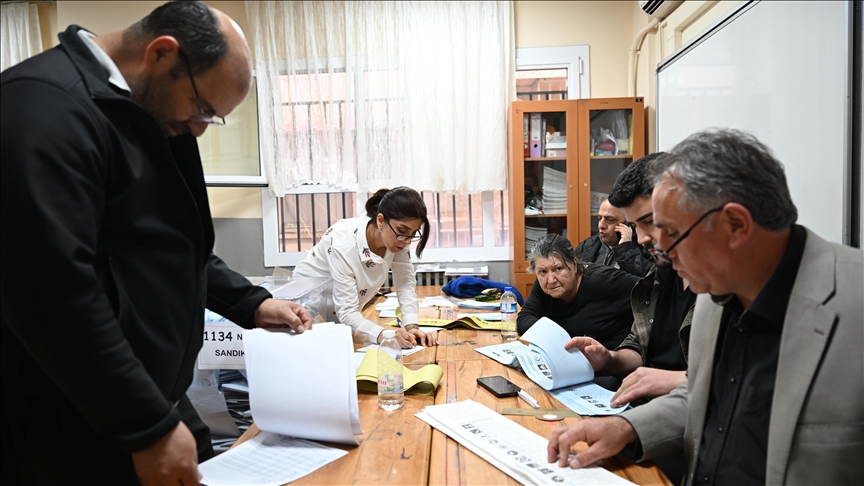 Vote count continues in Türkiye’s local elections Vote count continues in Türkiye’s local elections