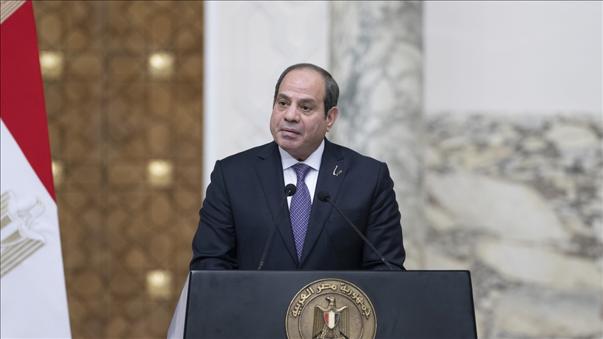 الرئيس المصري يعد بـ”تعميق الحوار الوطني” وتنفيذ توصياته