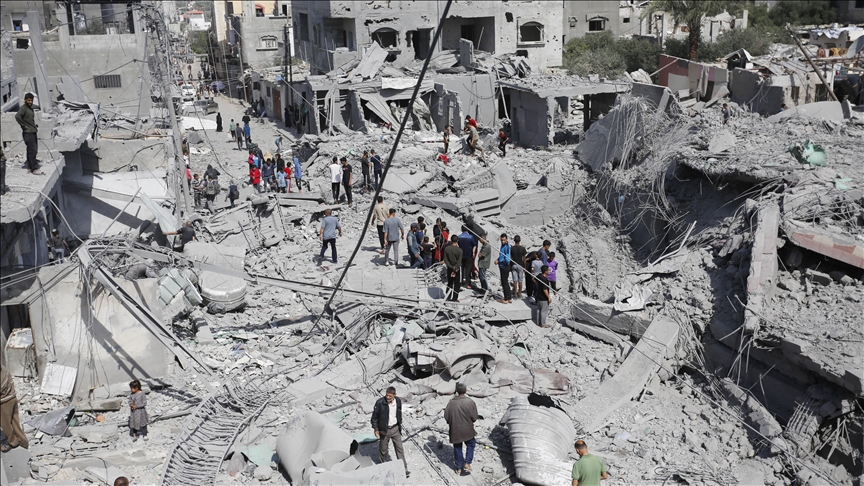 صحة غزة: ارتفاع حصيلة الشهداء إلى 32 ألفا و916 منذ 7 أكتوبر