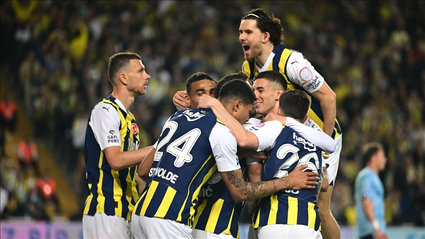 قدم.. فنربهتشة يواصل مطاردته لغالاطة سراي على صدارة الدوري التركي‎