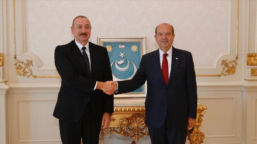 Президент Азербайджана провел телефонный разговор с лидером ТРСК
