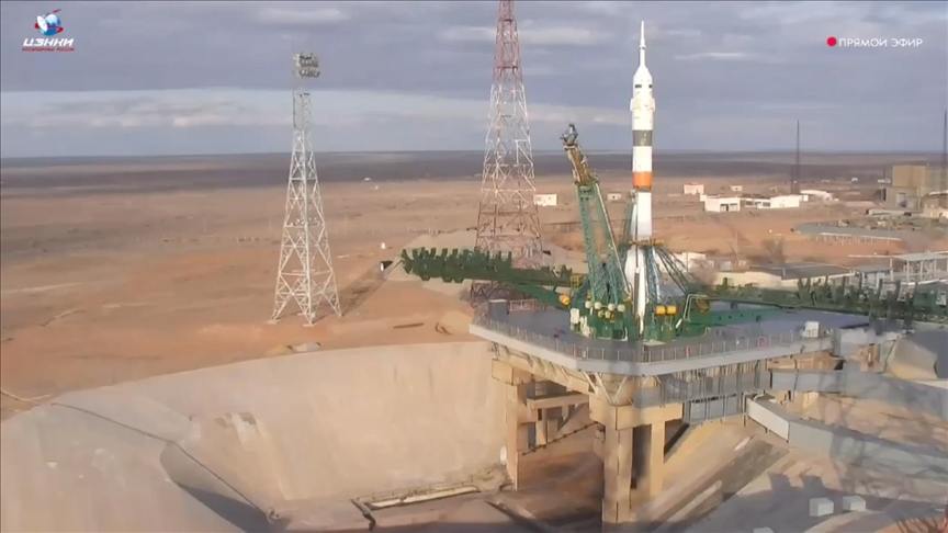 Crew of Soyuz spacecraft successfully lands in Kazakhstan Crew of Soyuz spacecraft successfully lands in Kazakhstan