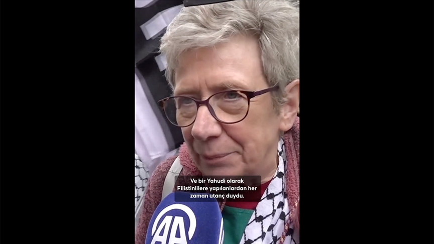 Yahudi aktivist Pinch, Holokost'tan kurtulan annesinin İsrail'den utanç duyarak öldüğünü söyledi