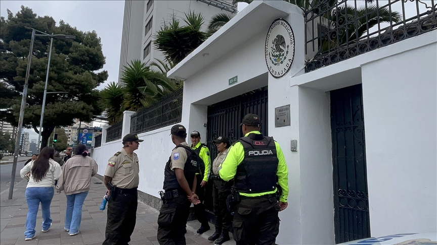 Nicaragua breaks ties with Ecuador after raid on Mexican embassy