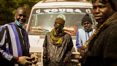 Senegal'de Müridi tarikatının rastalı ve mistik yorumu: Baye Fall topluluğu