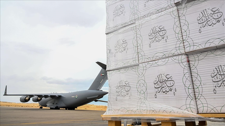 الإمارات تعلن وصول أول قافلة مساعدات برا لشمالي غزة