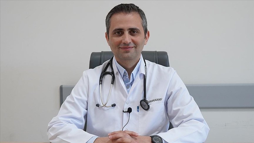 Doç. Dr. Ardahanlı, kalp ve damar hastalıklarına karşı beslenme ve egzersize dikkati çekti