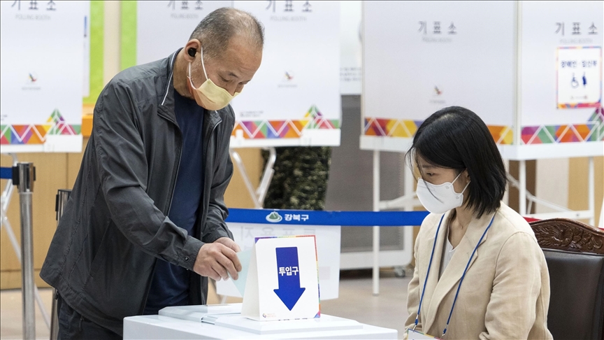 South Korea's opposition bloc poised for landslide victory in general elections: Exit polls