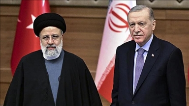 أردوغان يبحث مع الرئيس الإيراني العلاقات الثنائية وقضايا دولية