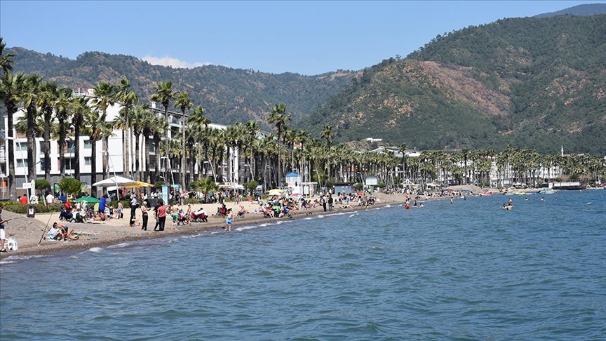 Muğla'daki turizm merkezlerinde bayram yoğunluğu