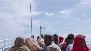 В Средиземном море затонуло судно с мигрантами: погибли 9 человек