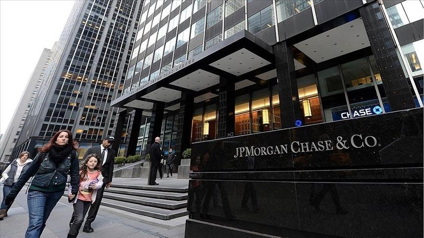 JPMorgan Chase sees income, revenue gains in Q1