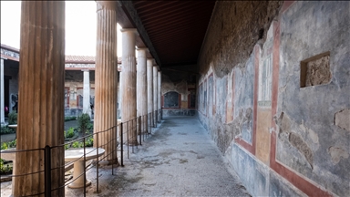 Frescoes of Trojan War unearthed in Italy's Pompeii