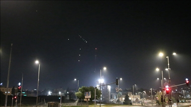 İran'dan İsrail'e hava saldırıları 