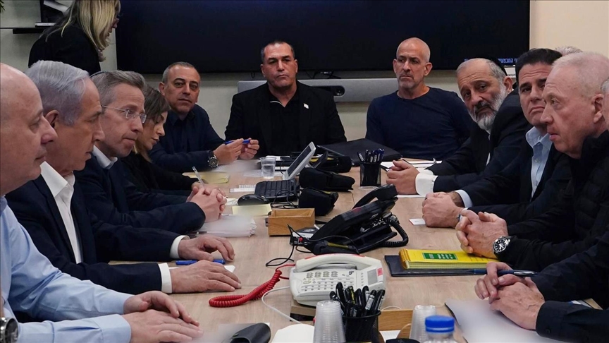 Israeli cabinet grants Netanyahu, Gallant, Gantz authority to decide response to Iranian attack