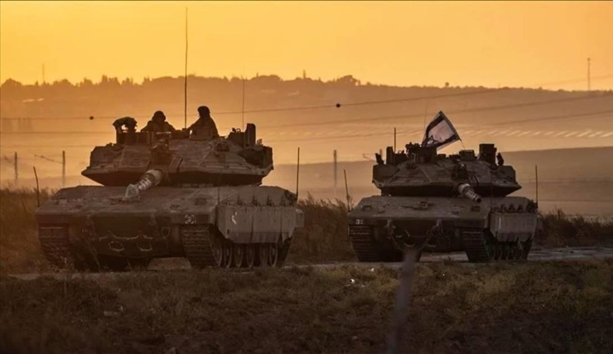 France : pour Dominique de Villepin, Israël agit dans "une logique de surenchère et de vengeance" à Gaza