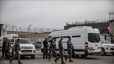 İsrail, Gazze'de alıkoyduğu 150 Filistinliyi serbest bıraktı