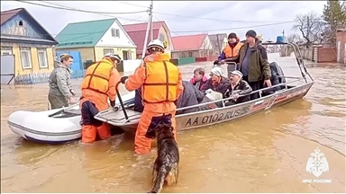 سیل در روسیه؛ بیش از 15 هزار خانه زیر آب رفت