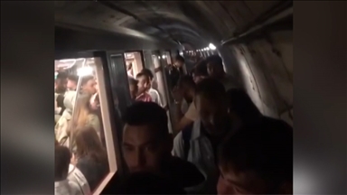 Bakırköy-Kayaşehir Metro Hattı'nda arıza nedeniyle seferler aksadı