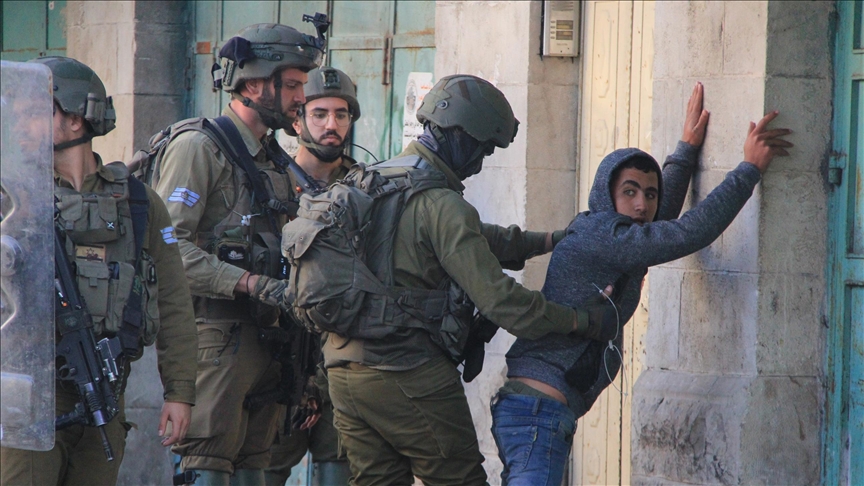 9500 معتقل فلسطيني في سجون إسرائيل