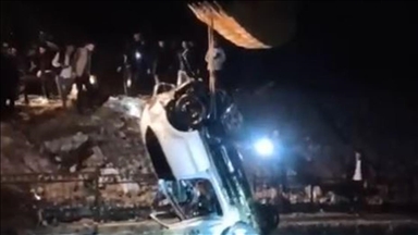 Şırnak'ta dereye devrilen hafif ticari araçtaki 4 kişi öldü