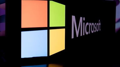 Microsoft do të investojë 1,5 miliard dollarë në kompaninë e inteligjencës artificiale me seli në EBA