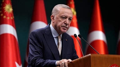 Serokomar Erdogan: "Tirkiyeyê cihê xwe yê ku herî zêde alîkariya mirovî dide Xezeyê zexm kiriye"