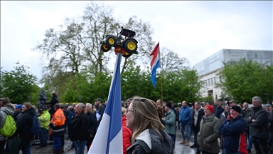 Hollanda çiftçilerinden Brüksel'de protesto