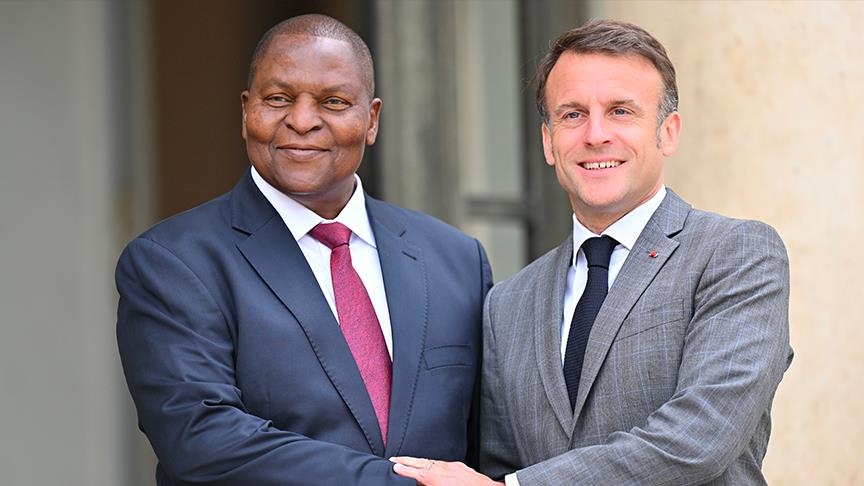 Macron reçoit le président centrafricain à l'Elysée