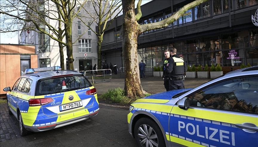 La policía alemana arresta a 10 sospechosos por otorgar permisos de residencia a extranjeros a cambio de dinero
