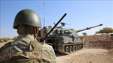 ترکیه: 4 تروریست پ.ک.ک/ی.پ.گ در منطقه عملیاتی سپر فرات از پای درآمدند