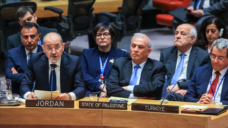 الصفدي يدعو لقبول عضوية فلسطين بالأمم المتحدة “نصرة للحق”