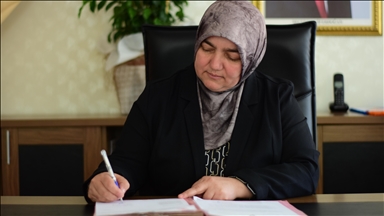 İnhisar'ın ilk kadın belediye başkanı 30 yıl sonra dedesinin koltuğunu devraldı