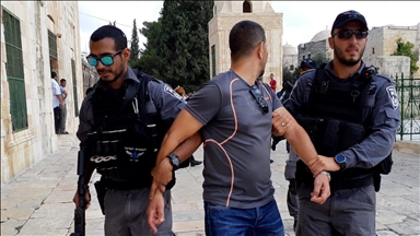 Illegal Israeli settlers storm Jerusalem’s Al-Aqsa complex amid tension