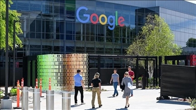 Гугл отпушти 28 вработени поради протестите против договорот на компанијата со Израел