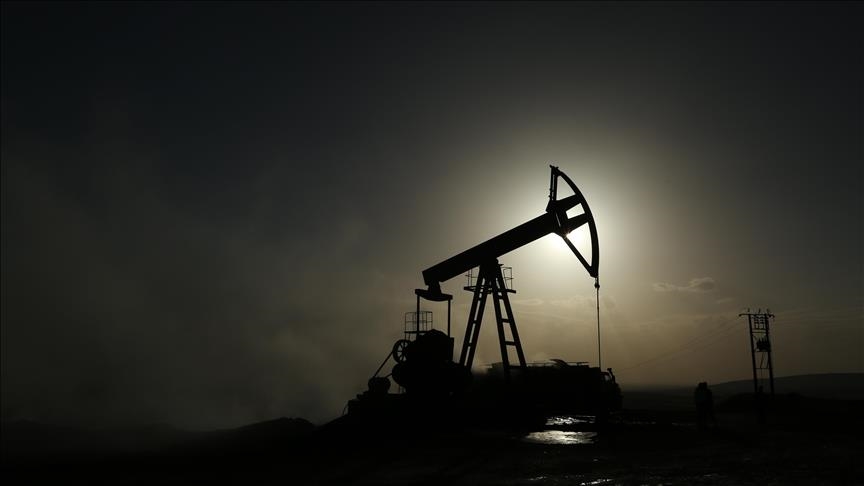 Цените на нафтата растат по израелскиот напад врз Иран