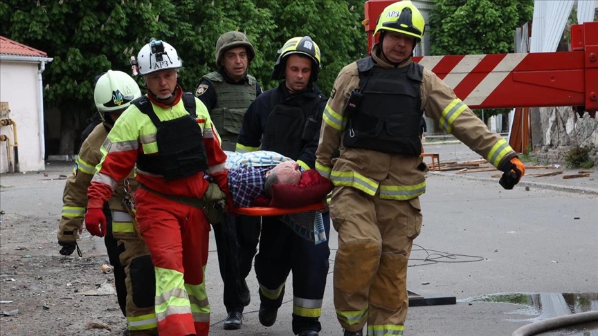 أوكرانيا: 8 قتلى في هجوم صاروخي روسي على دنيبروبتروفسك