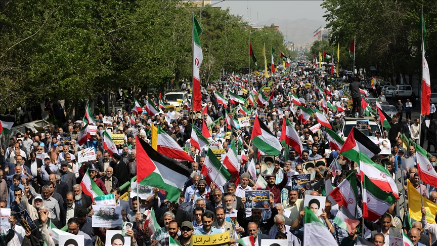 إيران.. مظاهرات احتفالا بالرد على إسرائيل وتنديدا بهجوم أصفهان