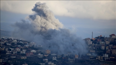 الجيش الإسرائيلي يعلن استهداف مبنى بمنطقة عيتا الشعب جنوب لبنان