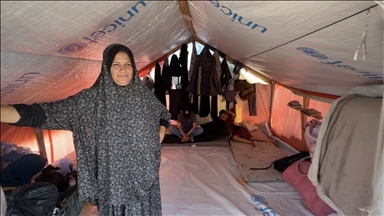 Cibaliya'da enkazdan çıkarılan Filistinli aile, Refah'ta yoklukla mücadele ediyor