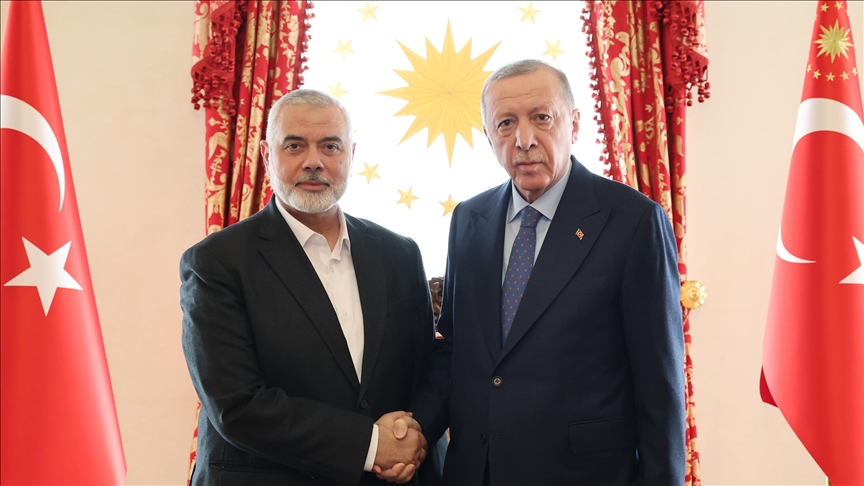 Turkish President Erdogan receives Hamas chief in Istanbul